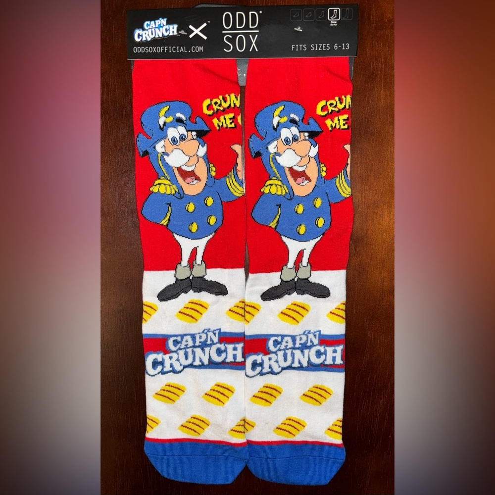 CAP’N CRUNCH ODD SOX NOVELTY CREW SOCKS NWT MEN’S SHOE SIZE 6-13